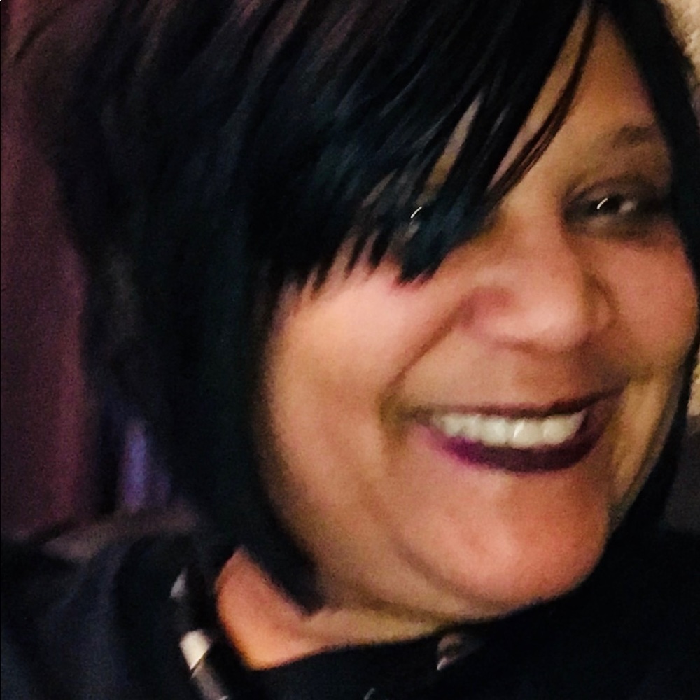 Meet your Posher, Kimberly